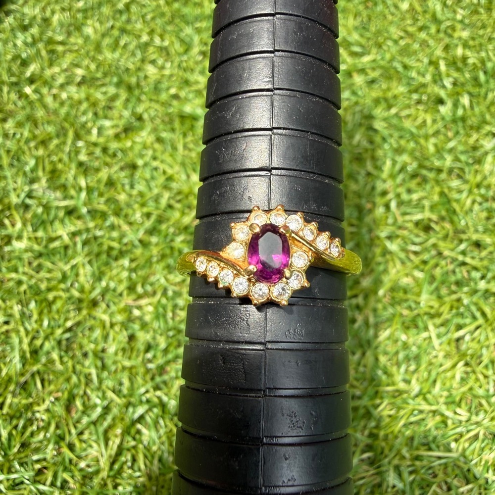 Vintage Gold Tone Purple Stone Rhinestone Bypass Cocktail Ring Size 10